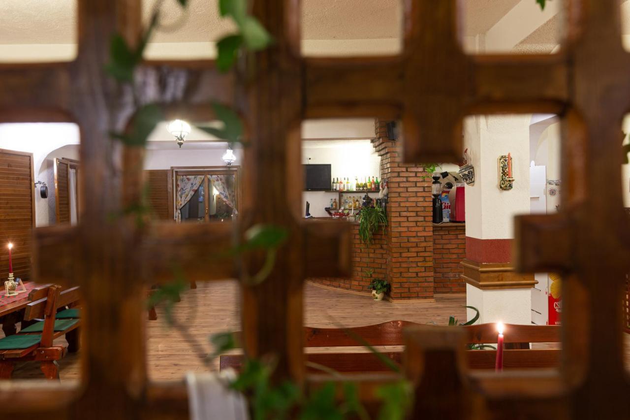 Pensiunea Si Restaurant Erdo Odorheiu Secuiesc Exteriör bild