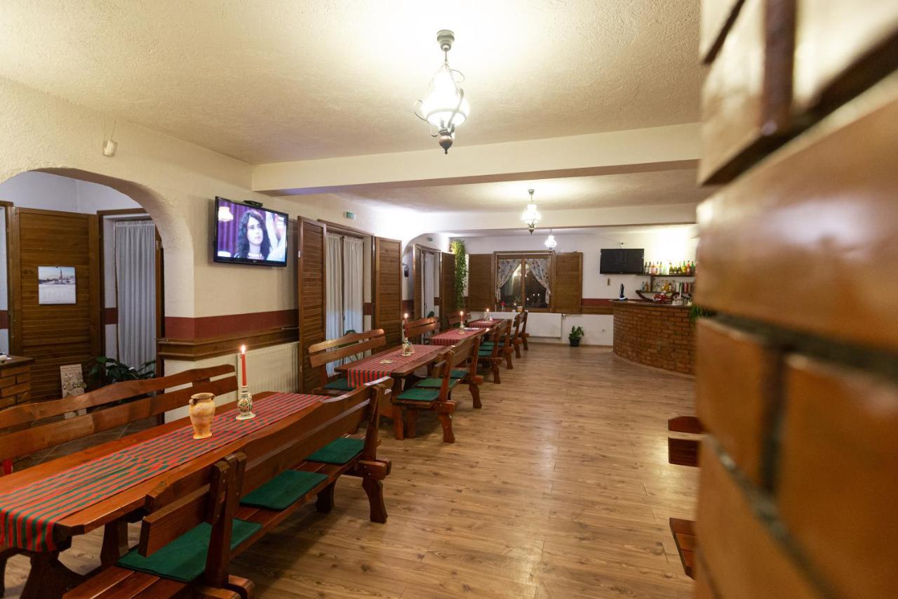 Pensiunea Si Restaurant Erdo Odorheiu Secuiesc Exteriör bild